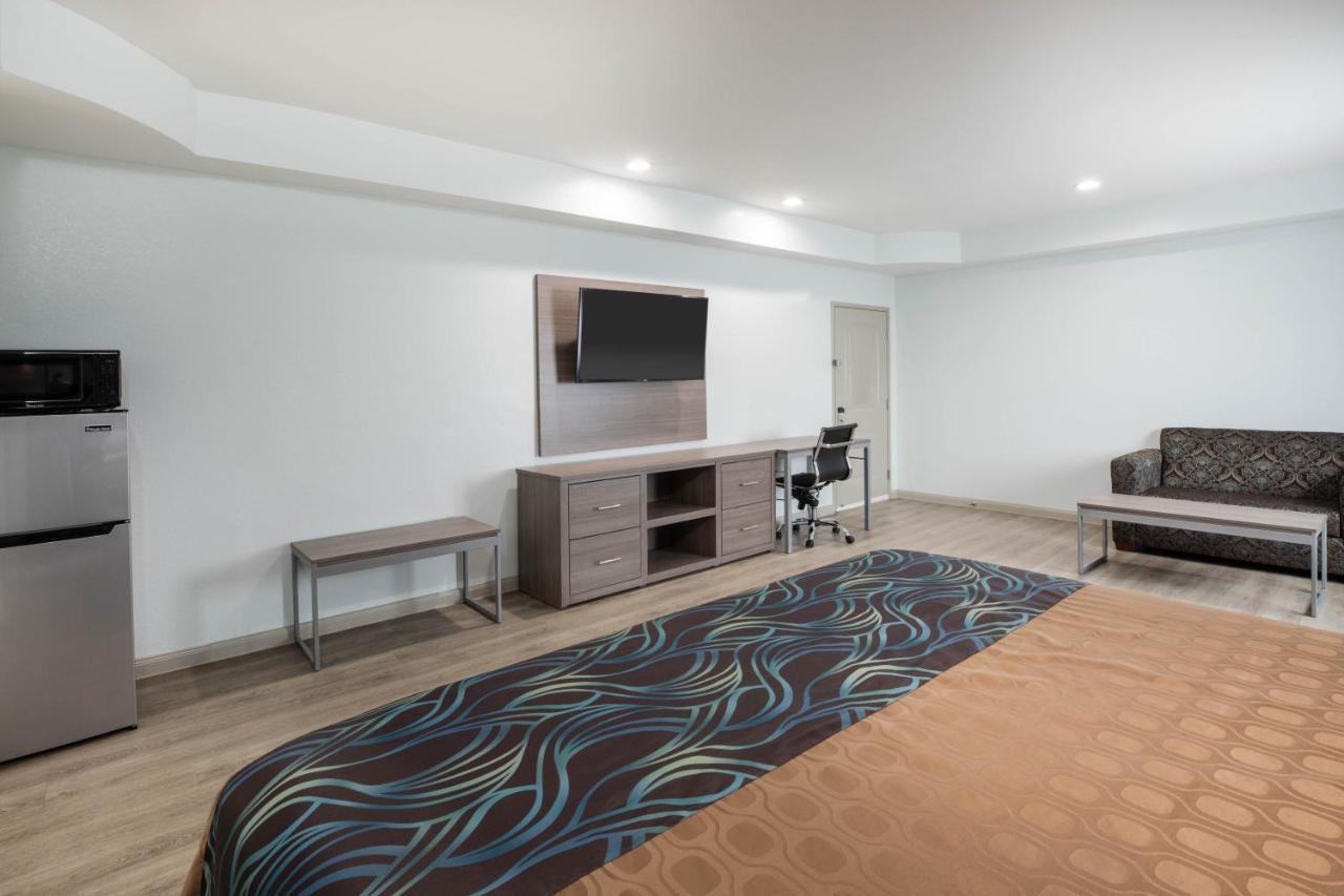 Super 8 By Wyndham Humble Houston Fallcreek Εξωτερικό φωτογραφία