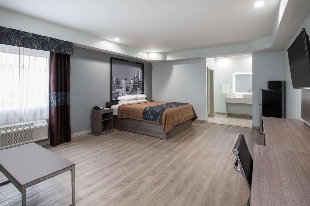 Super 8 By Wyndham Humble Houston Fallcreek Εξωτερικό φωτογραφία